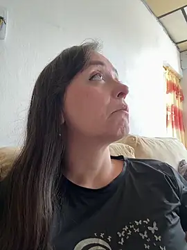 Snapshot of natalie_cowens chatting on June 2026 05:05:01 PM natalie cowens online show from June 2026 05:05:01 PM