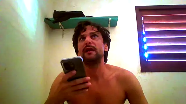 Snapshot of couplemilk chatting on May 2026 03:51:01 PM couplemilk online show from May 2026 03:51:01 PM