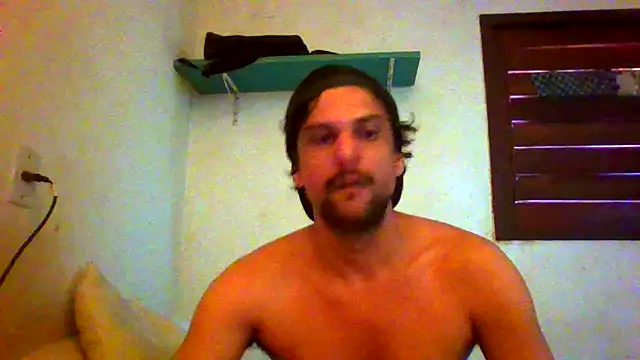 Snapshot of couplemilk chatting on May 2026 04:14:02 PM couplemilk online show from May 2026 04:14:02 PM