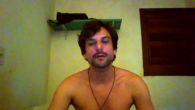 Snapshot of couplemilk chatting on May 2026 11:10:02 PM couplemilk online show from May 2026 11:10:02 PM