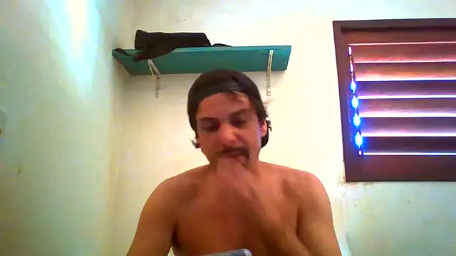 Snapshot of couplemilk chatting on May 2026 03:27:01 PM couplemilk online show from May 2026 03:27:01 PM