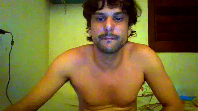 Snapshot of couplemilk chatting on May 2026 10:05:01 PM couplemilk online show from May 2026 10:05:01 PM