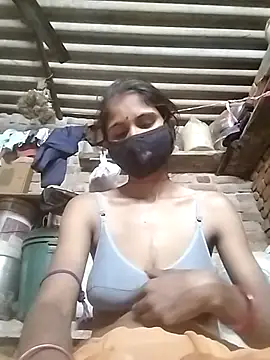 Snapshot of Ritu-0143 chatting on April 2026 03:45:02 AM Ritu-0143 online show from April 2026 03:45:02 AM