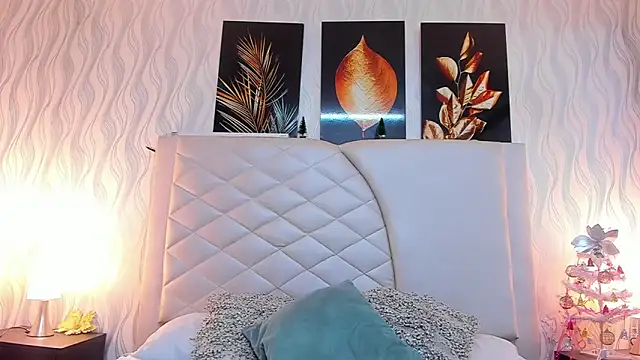 Amberr Greyy online show from December 2024 07:21:02 PM