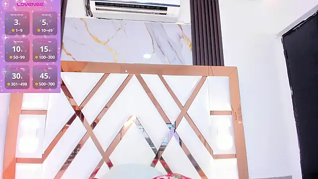 Snapshot of amberr_sweett69 chatting on December 2024 06:42:02 PM amberr sweett69 online show from December 2024 06:42:02 PM