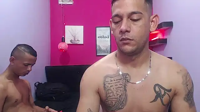 hugecocks hot online show from April 2026 06:46:02 PM