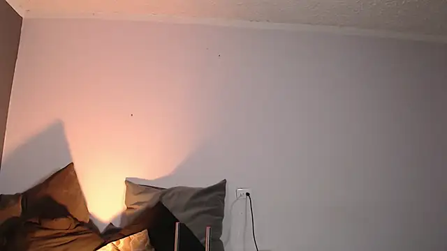 Miiaa wallace online show from February 2025 01:16:02 AM