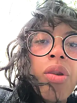 Snapshot of Fun_Everywhere chatting on February 2025 04:54:02 PM Fun Everywhere online show from February 2025 04:54:02 PM