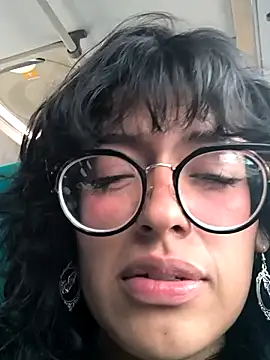 Snapshot of Fun_Everywhere chatting on February 2025 07:49:01 PM Fun Everywhere online show from February 2025 07:49:01 PM