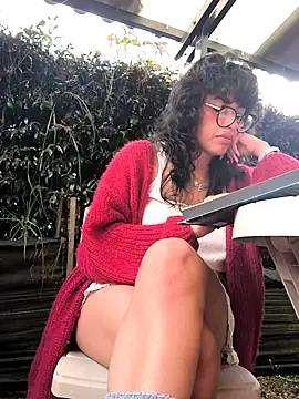 Snapshot of Fun_Everywhere chatting on September 2025 09:04:01 PM Fun Everywhere online show from September 2025 09:04:01 PM