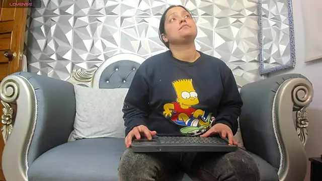 KataleyaStiward online show from December 2024 01:18:02 PM