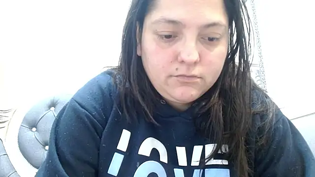 Snapshot of KataleyaStiward chatting on June 2026 05:17:02 PM KataleyaStiward online show from June 2026 05:17:02 PM