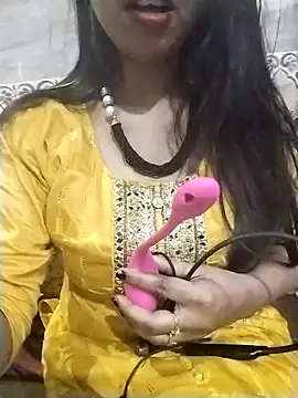 Snapshot of Aradhya-Sharma chatting on January 2025 09:18:01 PM Aradhya-Sharma online show from January 2025 09:18:01 PM