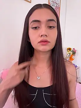 Snapshot of HallieLemon1 chatting on January 2026 09:13:01 PM HallieLemon1 online show from January 2026 09:13:01 PM