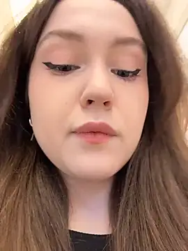 Peachy Dream online show from March 2026 05:07:01 PM