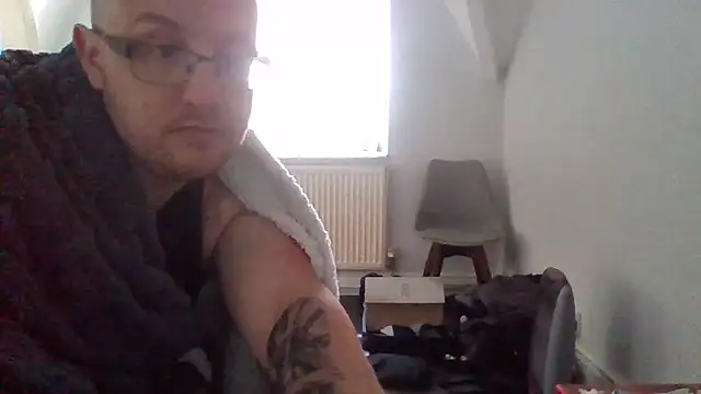 666closetbiboy online show from April 2026 05:28:01 PM