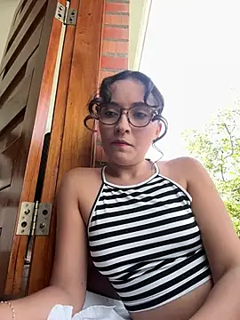 Snapshot of Penelope-Hot chatting on June 2026 08:35:01 PM Penelope-Hot online show from June 2026 08:35:01 PM