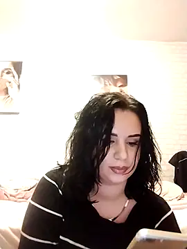 AdelinaJude online show from January 2025 08:21:01 PM