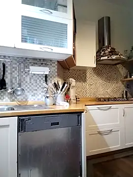 Frabox65 online show from November 2025 06:01:01 AM