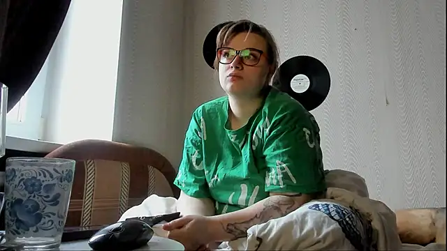 Seductive She Wolf online show from March 2026 02:43:01 PM