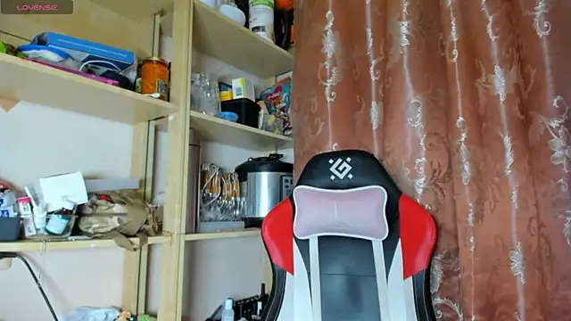 Seductive She Wolf online show from April 2026 08:39:01 PM