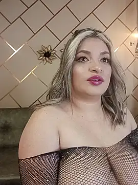 marianeporter   online show from January 2026 10:37:01 PM