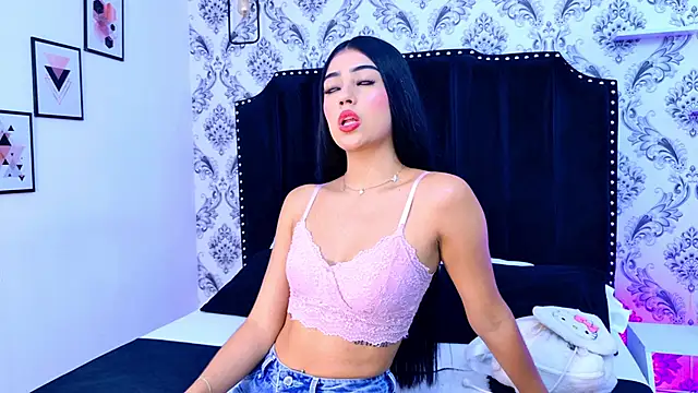 Snapshot of Mia-Monroe chatting on March 2026 07:46:02 PM Mia-Monroe online show from March 2026 07:46:02 PM