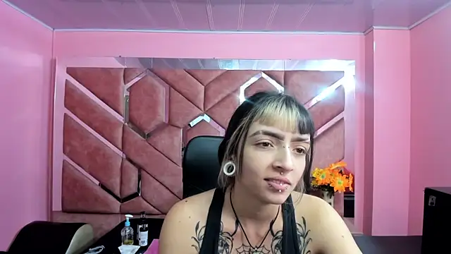 Samantha Smiith online show from September 2025 04:01:01 AM