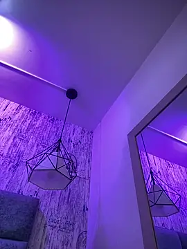 AbyThompson online show from February 2025 03:17:02 PM