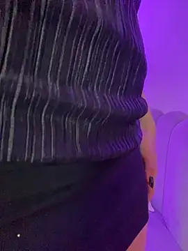 AbyThompson online show from October 2025 01:13:01 PM