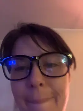 KatieBARBiE98 online show from October 2025 10:41:01 PM