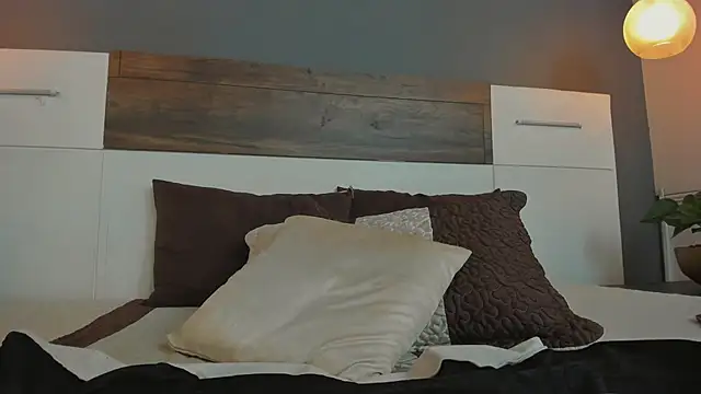 andymiller  online show from January 2025 05:32:01 PM