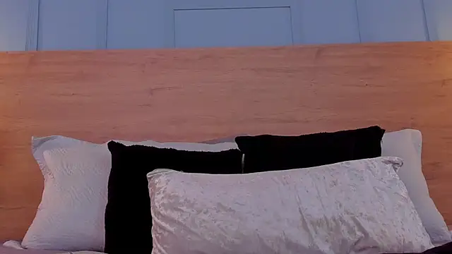 andymiller  online show from March 2025 08:37:02 PM