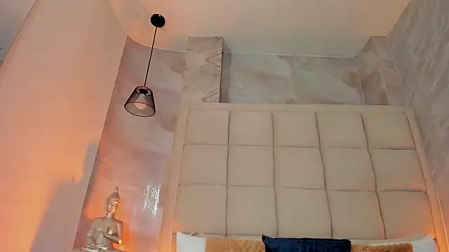 andymiller  online show from September 2025 12:49:01 PM