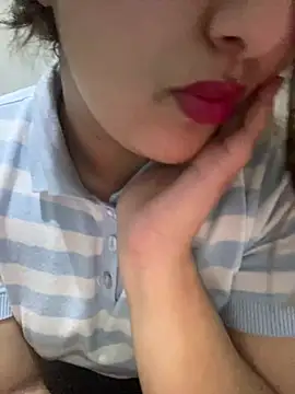 yassminsexy22 online show from February 2026 07:54:01 PM