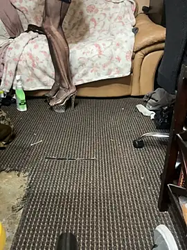 Snapshot of UtopianMisfit1 chatting on February 2026 05:22:02 AM UtopianMisfit1 online show from February 2026 05:22:02 AM