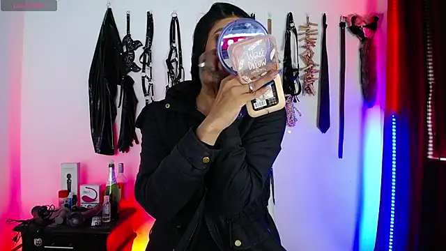 akinoro  online show from October 2025 04:49:01 PM