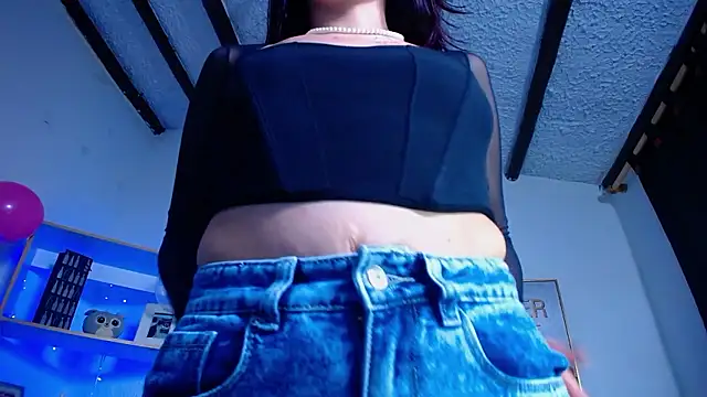 Snapshot of Sian__1 chatting on December 2024 03:43:01 PM Sian 1 online show from December 2024 03:43:01 PM