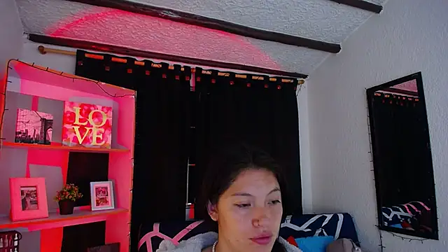 Snapshot of Sian__1 chatting on February 2025 02:27:02 PM Sian 1 online show from February 2025 02:27:02 PM