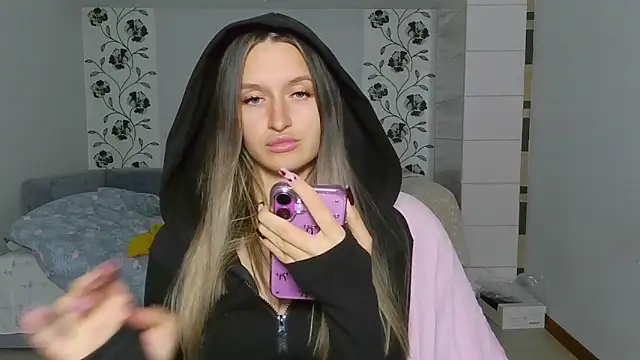 Submissive love online show from November 2025 05:31:01 PM