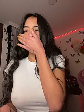 Snapshot of lina_pink chatting on December 2024 11:38:02 PM lina pink online show from December 2024 11:38:02 PM