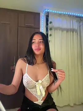 Snapshot of lina_pink chatting on July 2026 08:37:01 PM lina pink online show from July 2026 08:37:01 PM