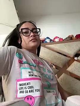 Snapshot of Karla-sexy01 chatting on January 2025 05:12:02 PM Karla-sexy01 online show from January 2025 05:12:02 PM