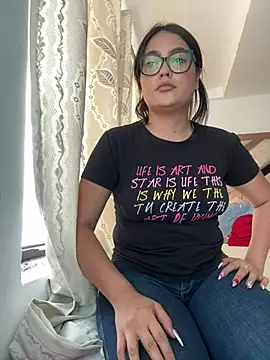 Snapshot of Karla-sexy01 chatting on January 2025 04:12:01 PM Karla-sexy01 online show from January 2025 04:12:01 PM