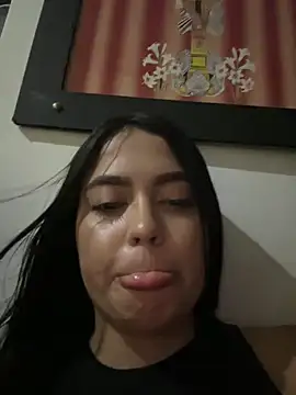 Snapshot of Karla-sexy01 chatting on February 2025 11:45:01 PM Karla-sexy01 online show from February 2025 11:45:01 PM