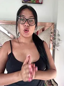 Snapshot of Karla-sexy01 chatting on September 2025 11:43:01 AM Karla-sexy01 online show from September 2025 11:43:01 AM