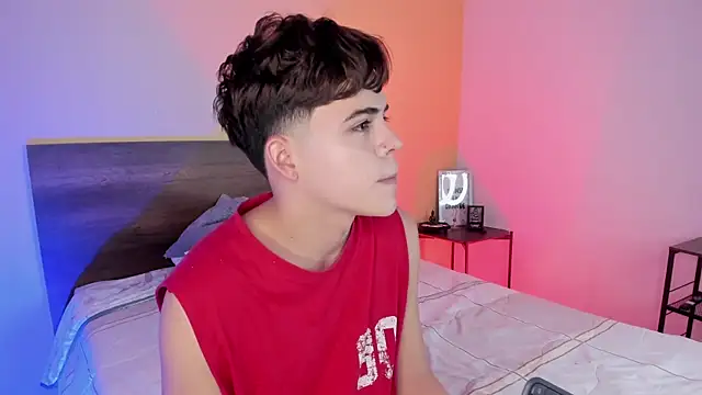 justinbiler online show from February 2025 12:36:02 PM