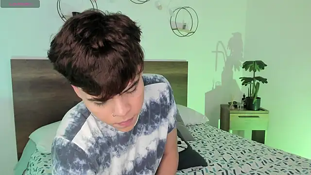 justinbiler online show from March 2025 05:13:02 AM