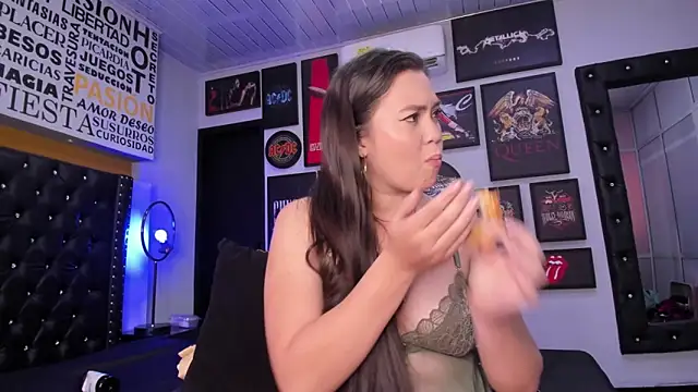 MADISSONLOVE  online show from March 2025 03:18:02 PM