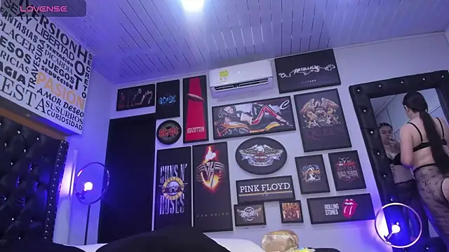 MADISSONLOVE  online show from March 2025 12:09:02 PM